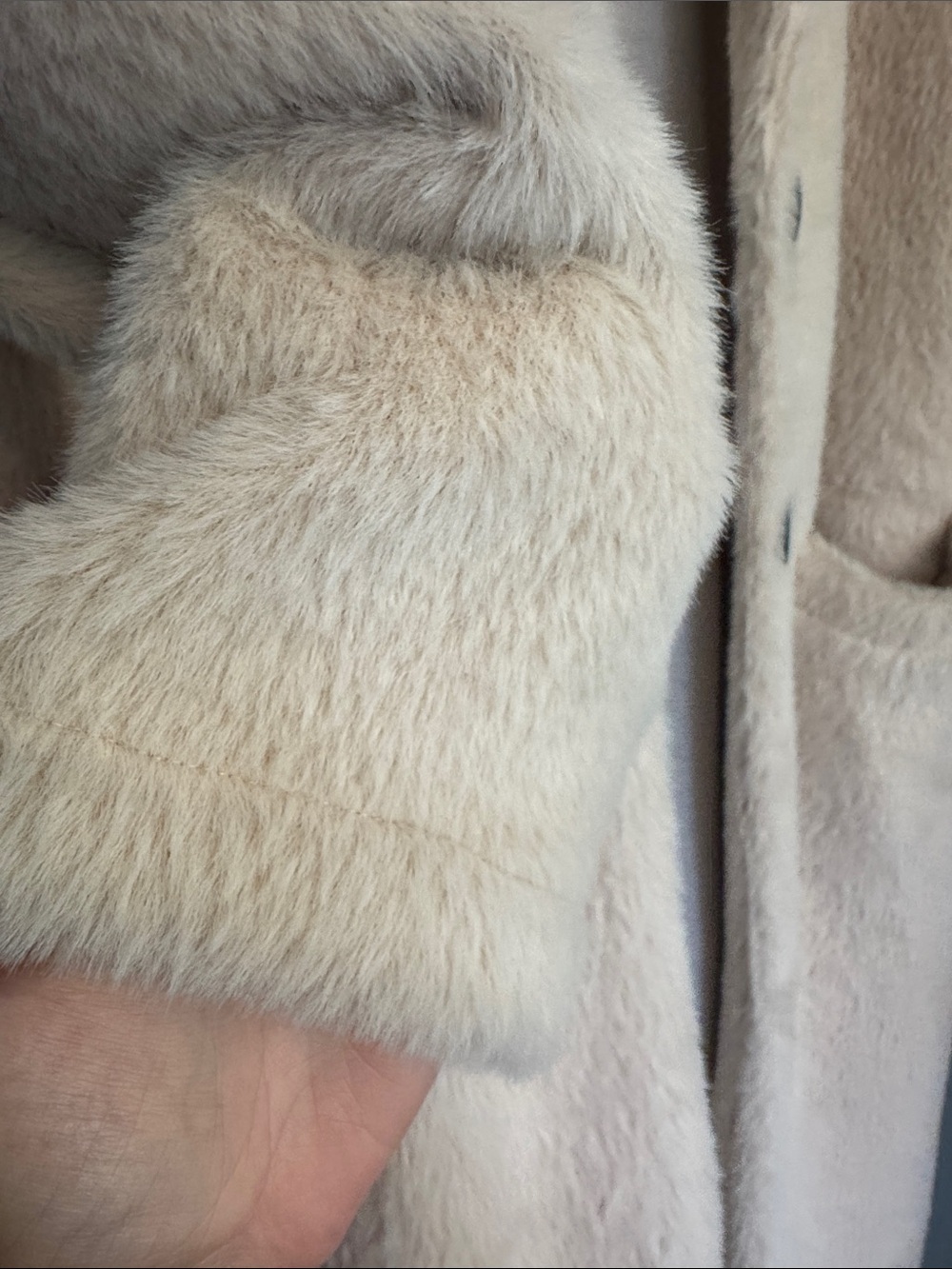 Insanely Soft Off White Cream Cozy Faux-Fur Long Coat - Picture 4 of 9